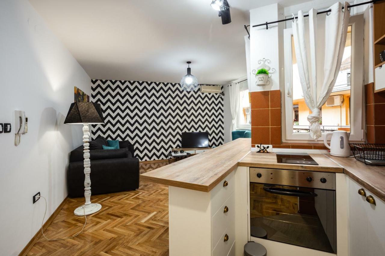 Apartment Sfera โนวีซาด ภายนอก รูปภาพ