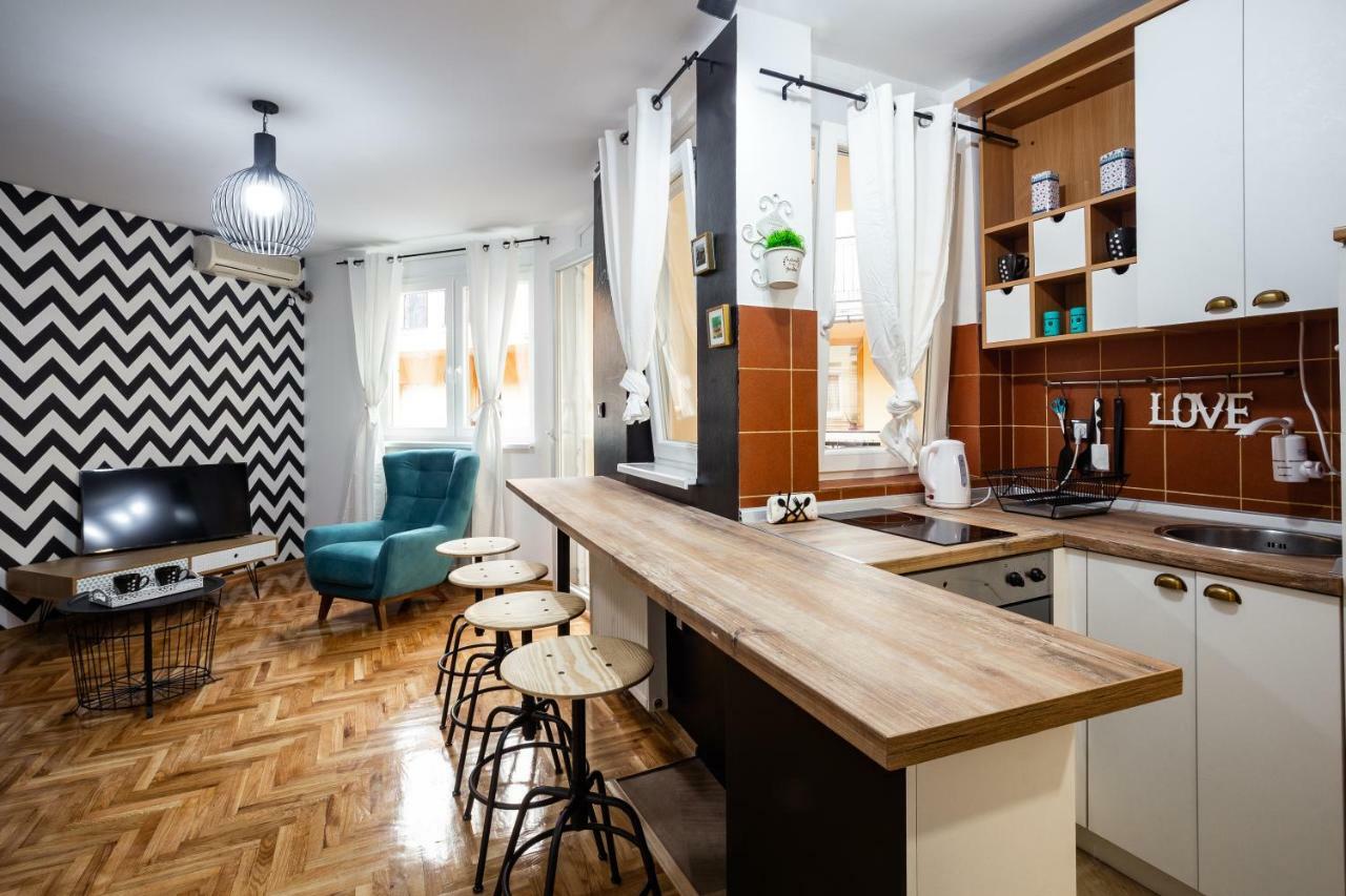 Apartment Sfera โนวีซาด ภายนอก รูปภาพ